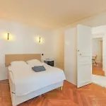 Apartament Champs Elysees Luxury Paryż
