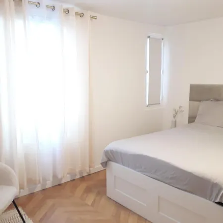 Apartman Champs Elysees Luxury *