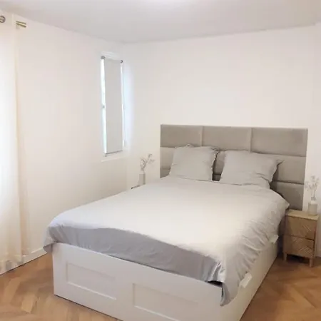 Champs Elysees Luxury Париж