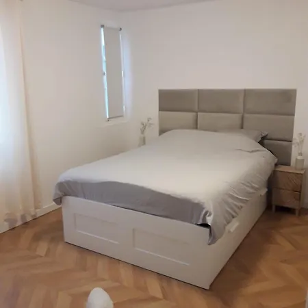 Appartement Champs Elysées Luxury