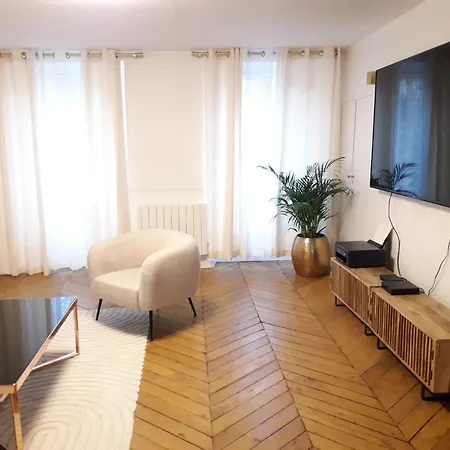 Champs Elysées Luxury Appartement *