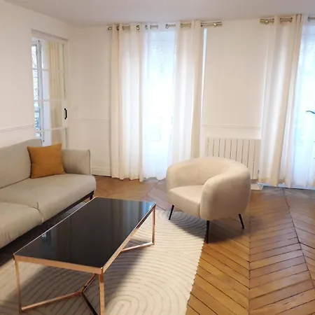 Champs Elysees Luxury Апартаменты Париж