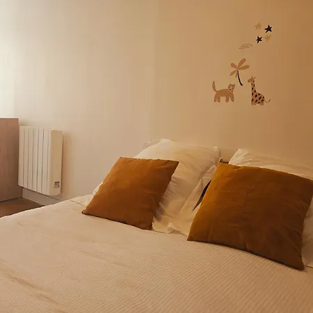 Champs Elysees Luxury Париж