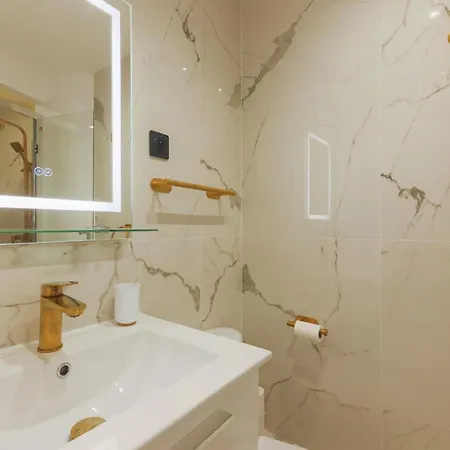 Apartman Champs Elysees Luxury